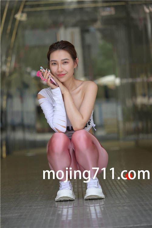 魔镜街拍 （视频）甜美幻想 粉色瑜伽裤[MP4/10GB]预览图片