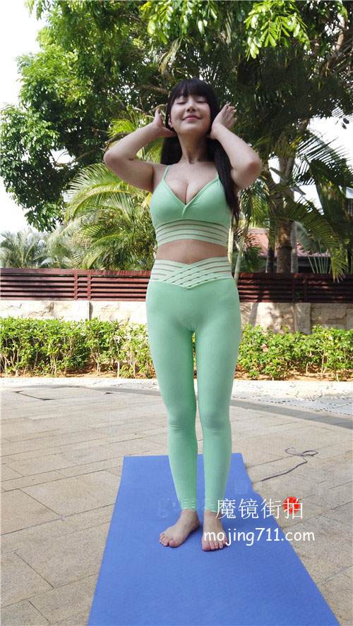 魔镜街拍 绿色瑜伽裤（一）[3.61G/MP4]预览图片